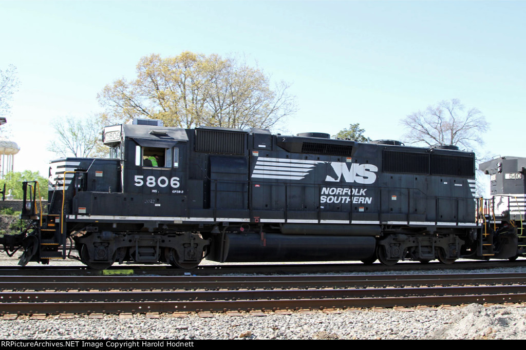 NS 5806